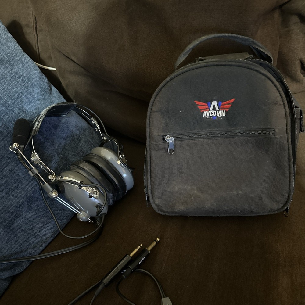 Pilot Avionics PA11–40 Headset