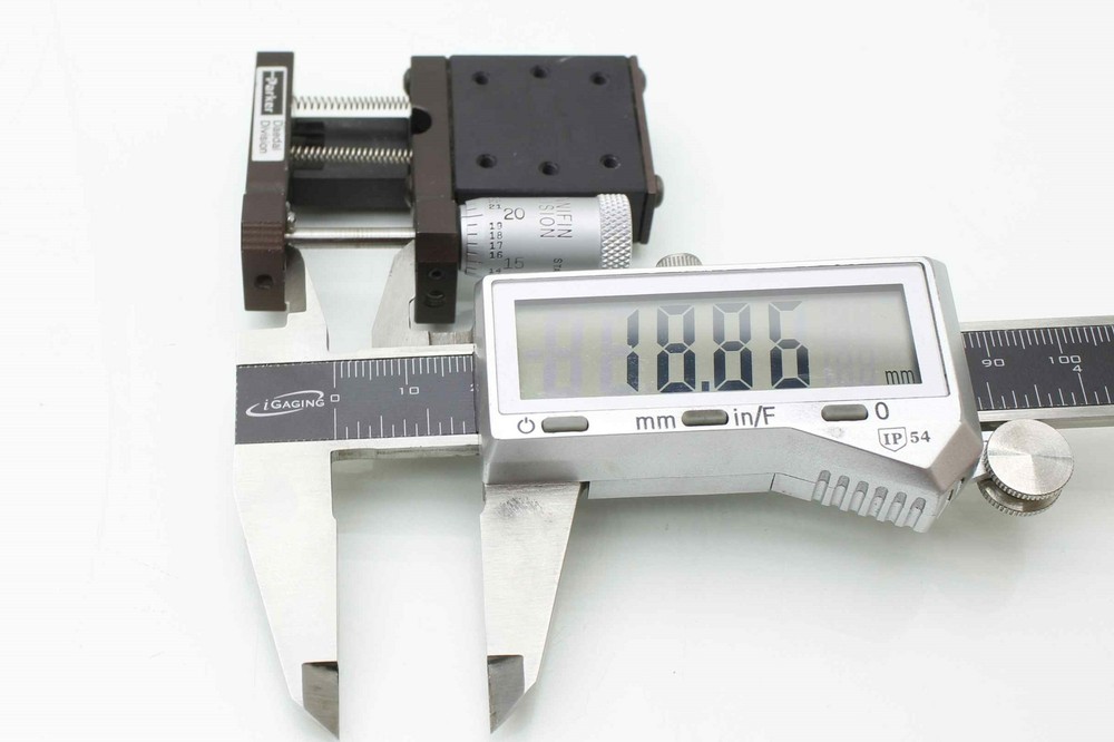 Parker 3952 Single Axis Cross Roller Precision Micrometer Stage 32mm