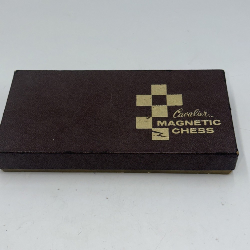 Vintage 1960'S  Cavalier Magnetic Chess Game