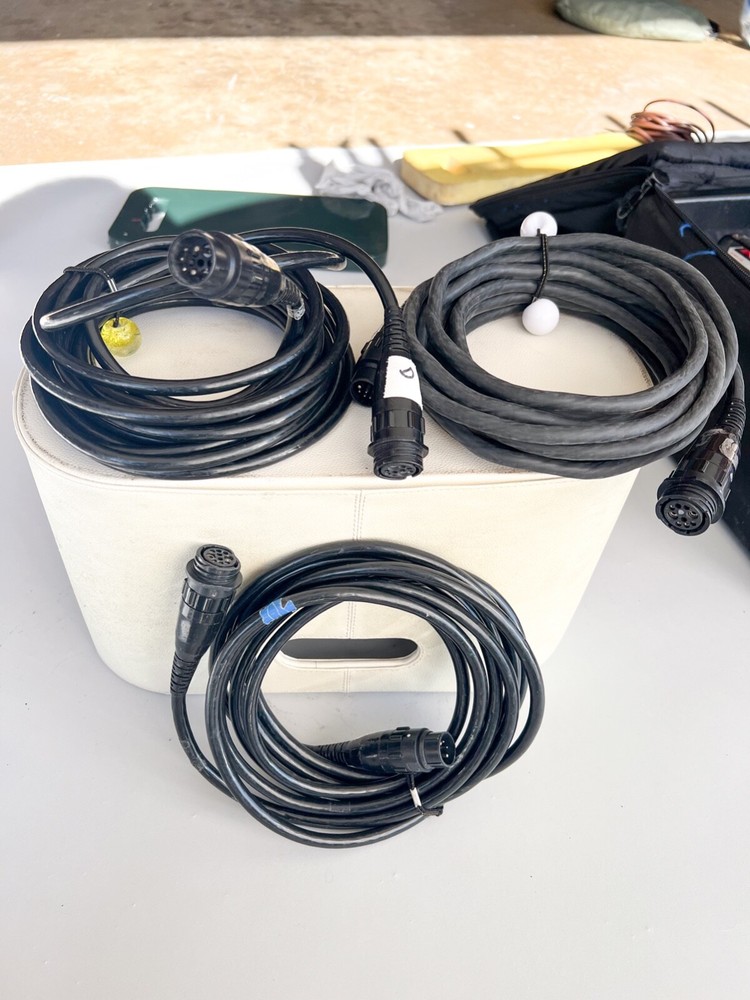 Dynalite Flash Lighting, Power Packs Flash Heads, Cords, Connectors