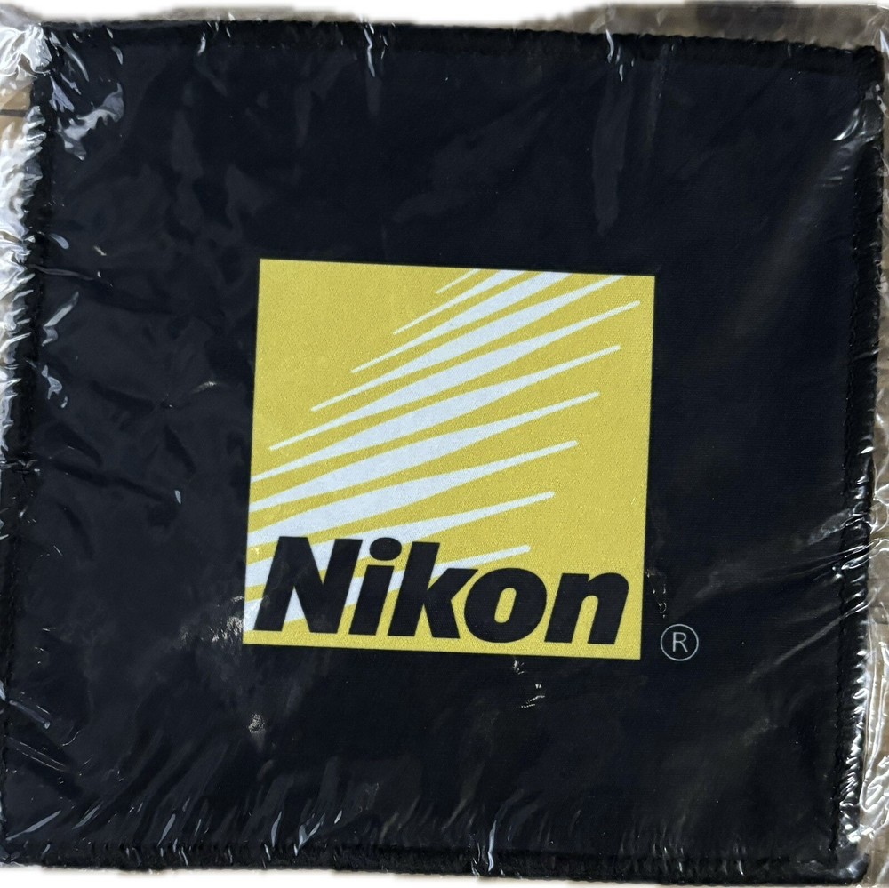 Nikon Microfiber Lens-Cleaning Cloth