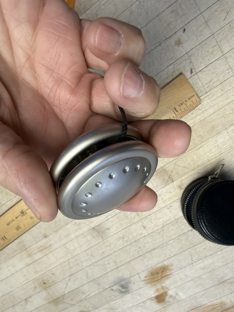 Unbranded Silver Metal Yo-yo With Case Artisan Heavy