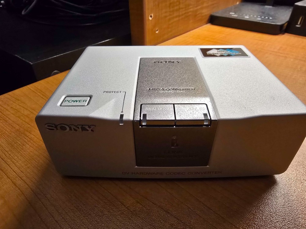 UNUSED Sony Media Converter DVMC-DA1 DV Codec Converter Full Kit - FULLY TESTED