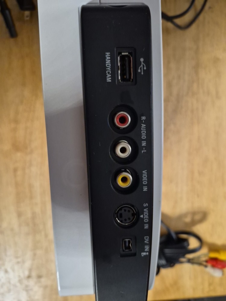 Sony VRD-MC5 Multi-Function DVD Recorder Works As It Should