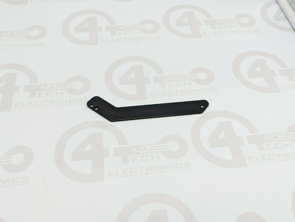 Universal Instruments Retaining Bracket 47718101