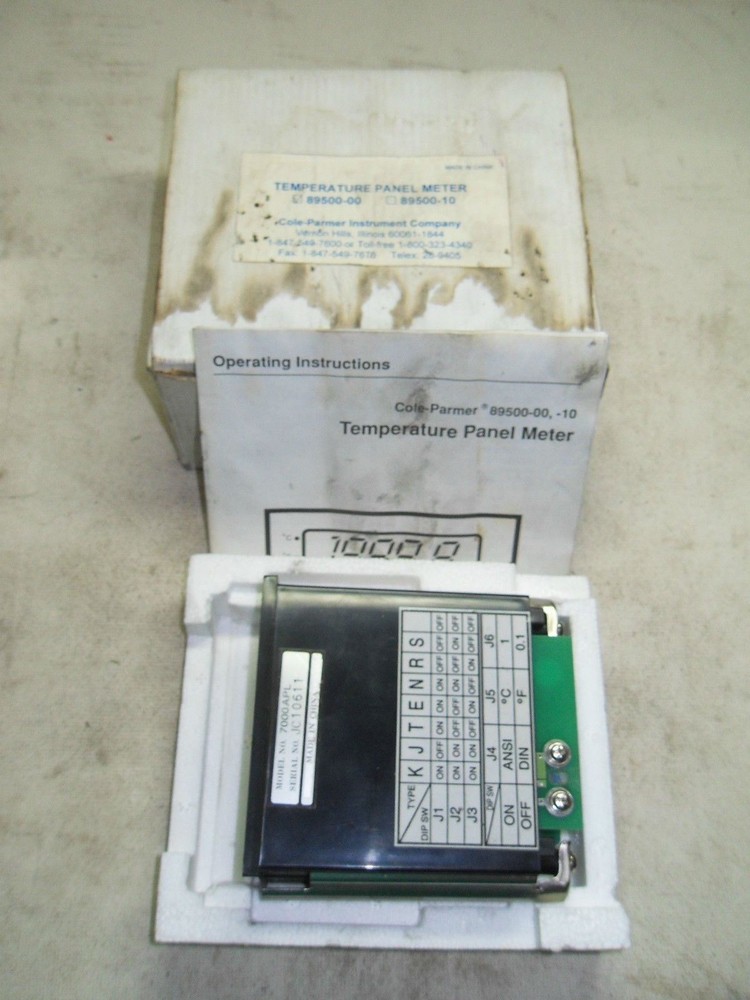 Cole-Parmer 89500-00 Temperature Panel Meter
