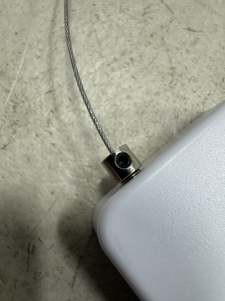 Retractable Cable Lock,Remote Control Anti-Lost 4.3 ' Rope 250g White 2pcs