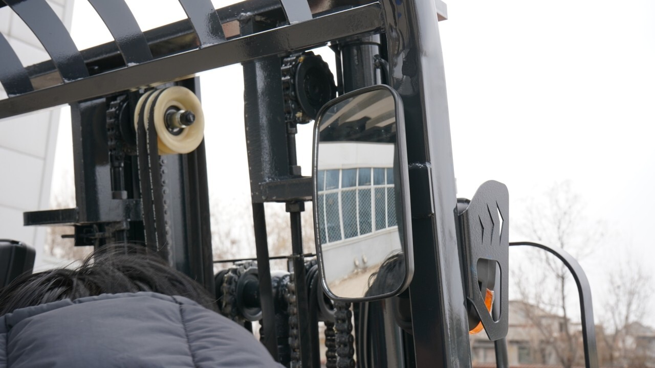 New 1.5 Ton Rated Capacity TYPHON Electric Forklift Lifter w Side Shift, 3 Stage