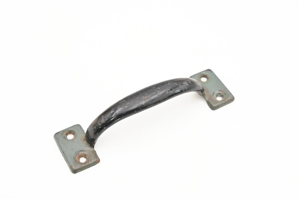 Vintage Old Black Metal Handle Gate Handle Barn Handle Trunk Handle 6"