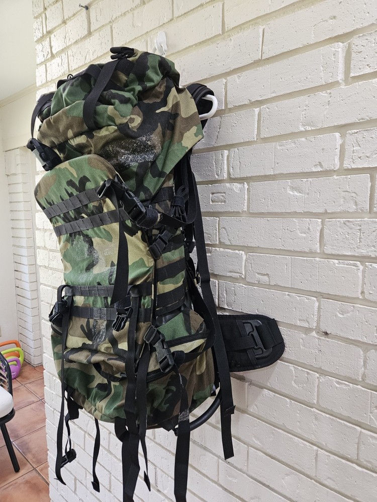 Gregory SPEAR UM21 BackPack/RuckSack M81 & 5 Gregory Black Compression Bags.