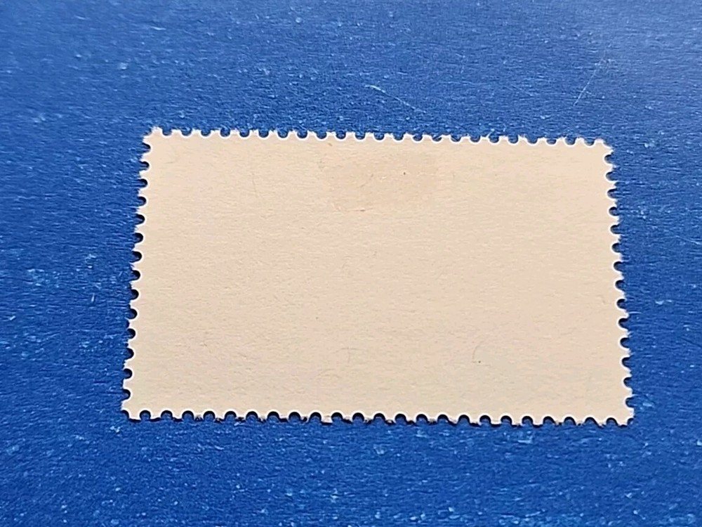 Iceland Stamp, Scott 638 MLH