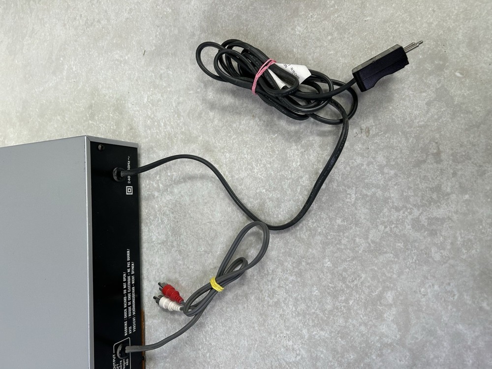 Akai AT-K1L Stereo Tuner