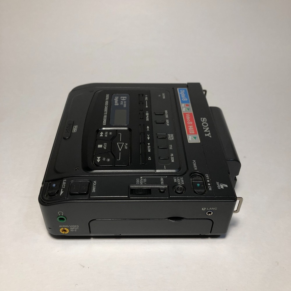 SONY GV-D200 Digital8 Video8 Digital 8 Player Recorder (Caution Light Flashes)