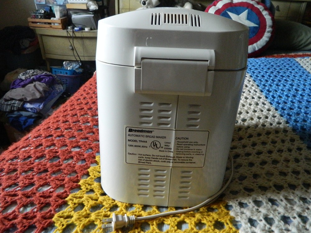 Breadman Automatic Bread Maker Model TR444