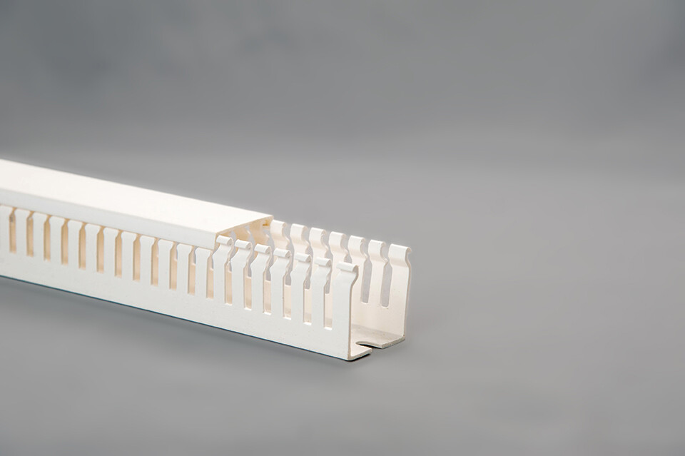 Pre-cut / Cut to Length WHITE High Density Wiring Duct w/Cover