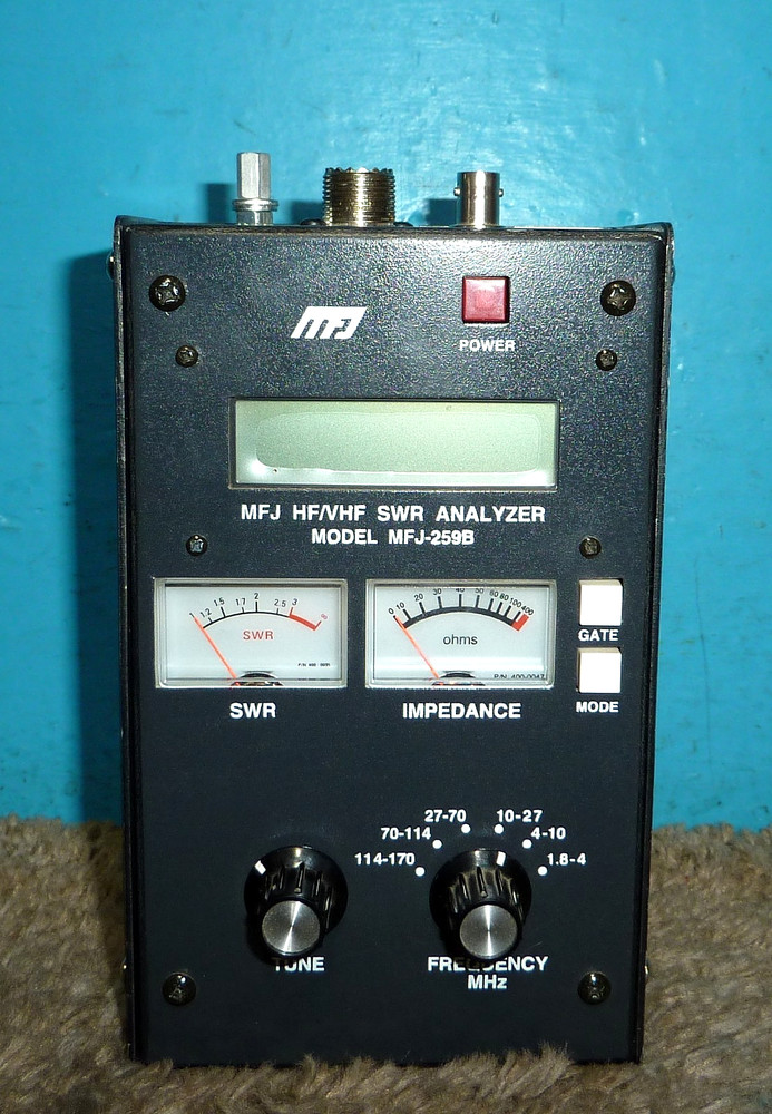 MFJ-259B HF/VHF SWR Analyzer Good Condition
