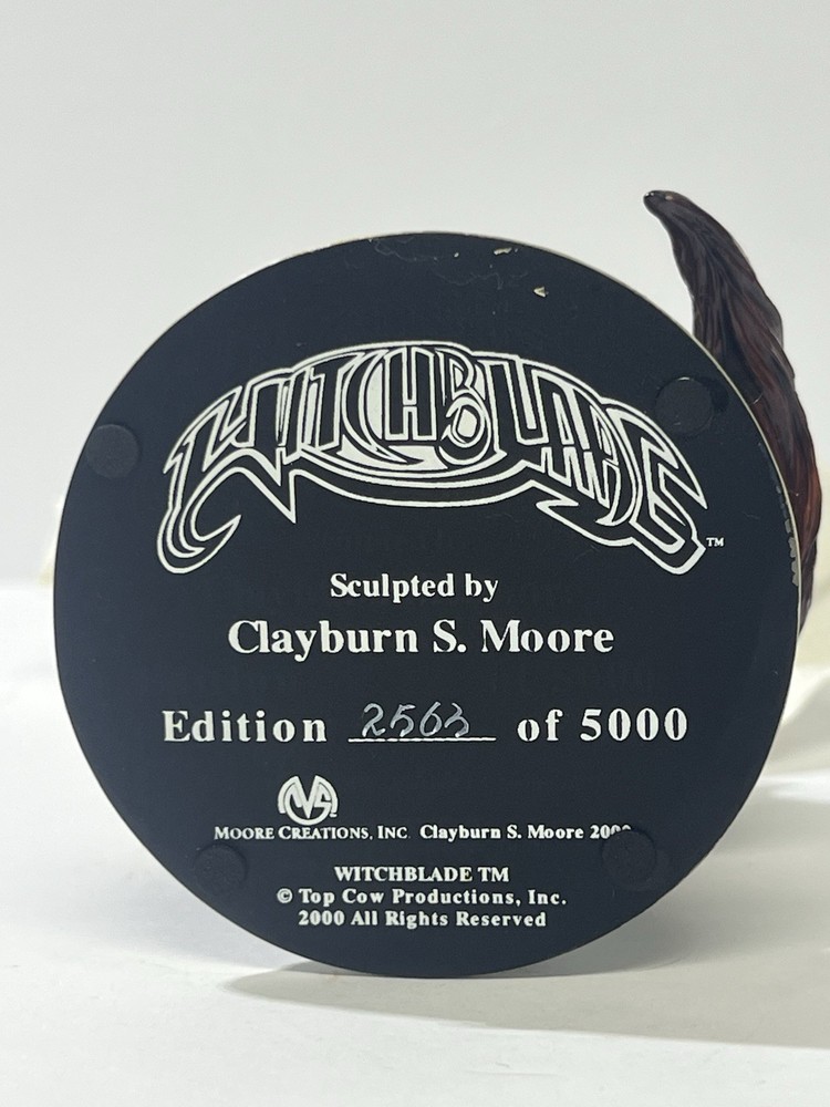 Witchblade Bust Moore Creations Clayburn Moore #2563/5000 w/ Box