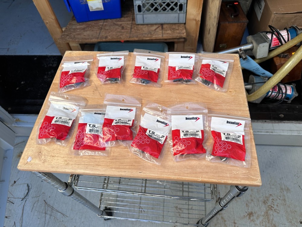 DIVERSITECH SPDT Toggle Switch TS-2, Lot of 11