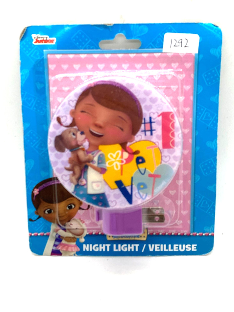 Disney Doc MacStuffins Veilleuse / Night Light, Plug In, New