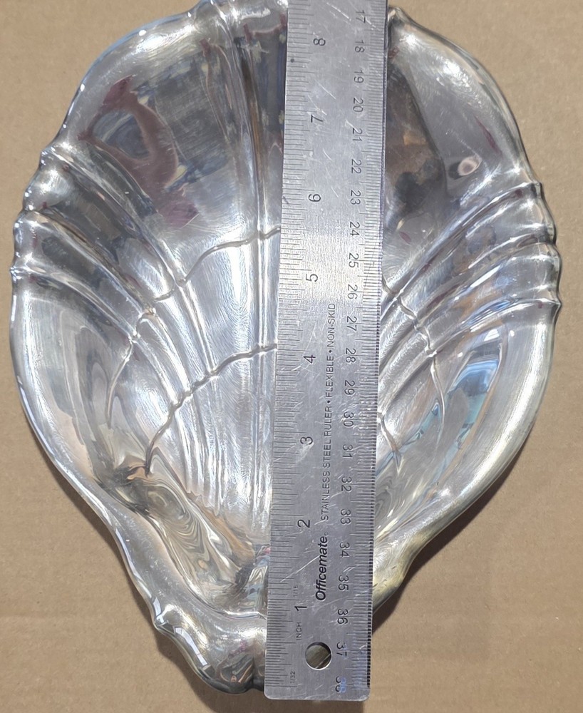 Shell shaped Gorham silver plate dish yc628 9x7x1.5 pre-owned