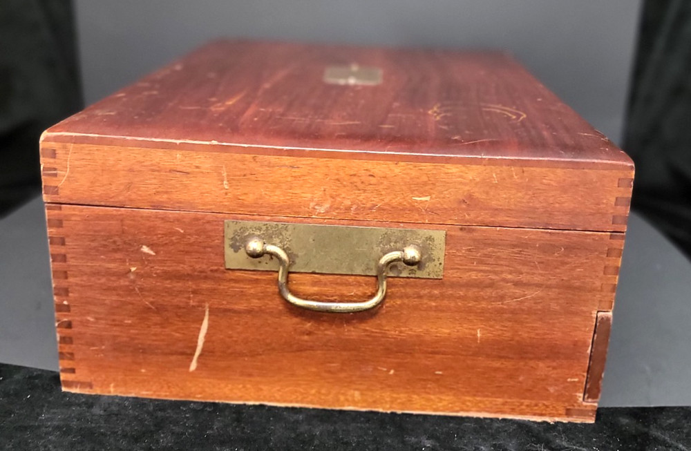 Holmes & Edwards Inlaid I|S Spring Garden -57 piece Silverware Set Naken's Chest