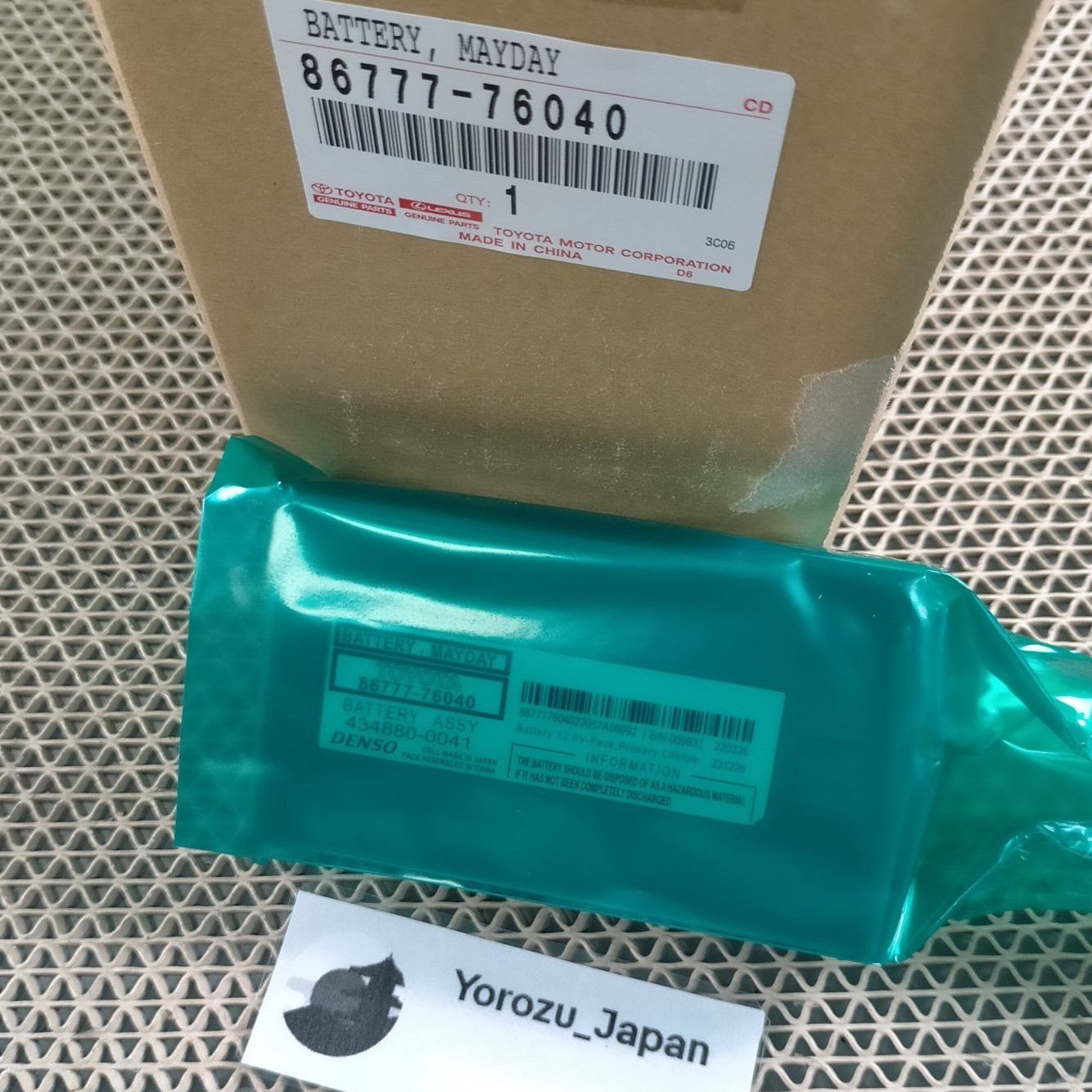 Genuine Toyota Lexus Mayday Battery 86777-76040 CT200h ES300h RX350 RX450h
