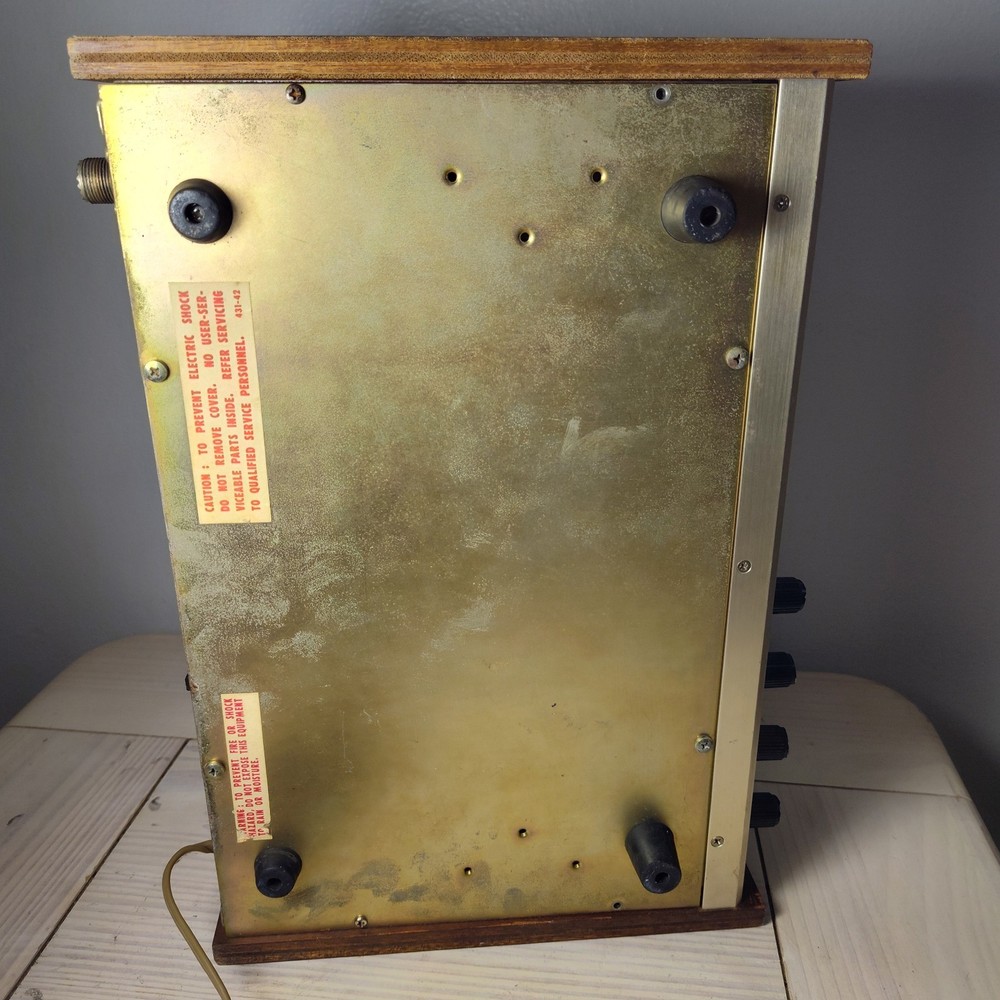 Courier Conqueror II CB Solid State Transceiver: Turns On Untested Parts Repair