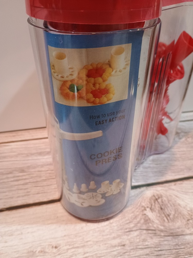 Cookie Press  & Icing Tips Easy Action HUTZLER item Number 698