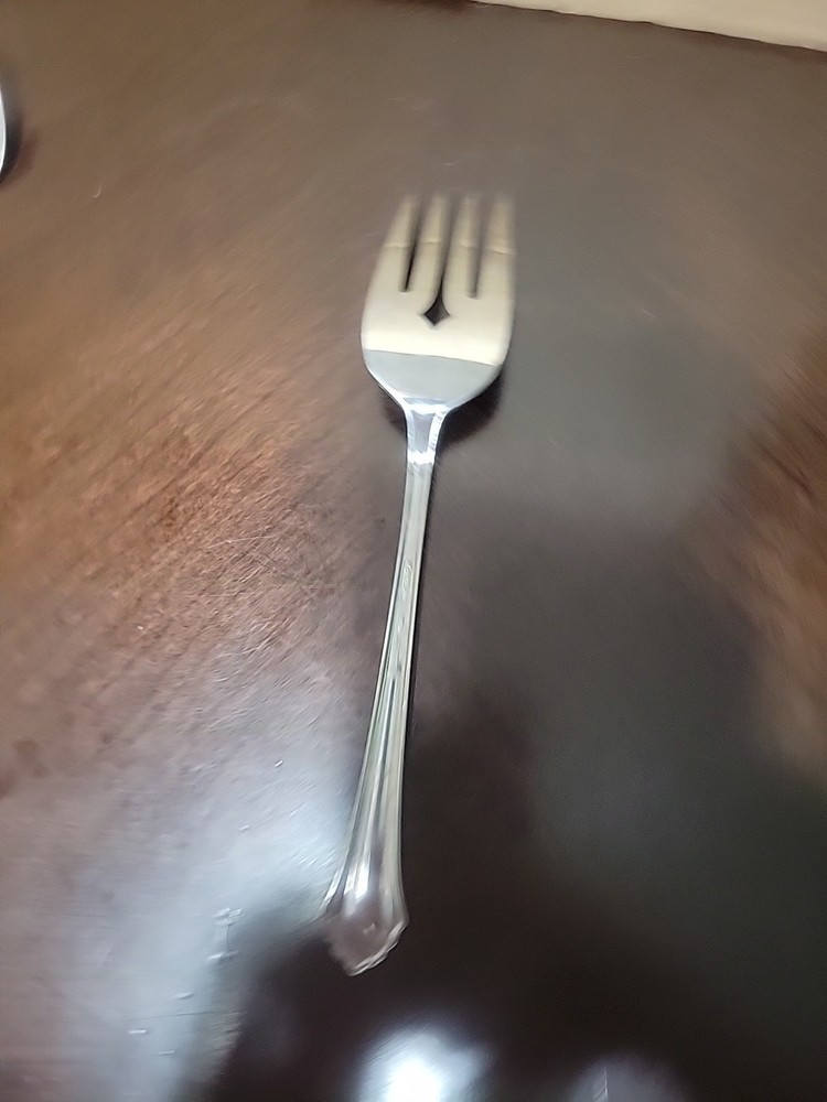 Medium Solid Cold Meat Serving Fork Perception Stainless ONEIDA SILVER