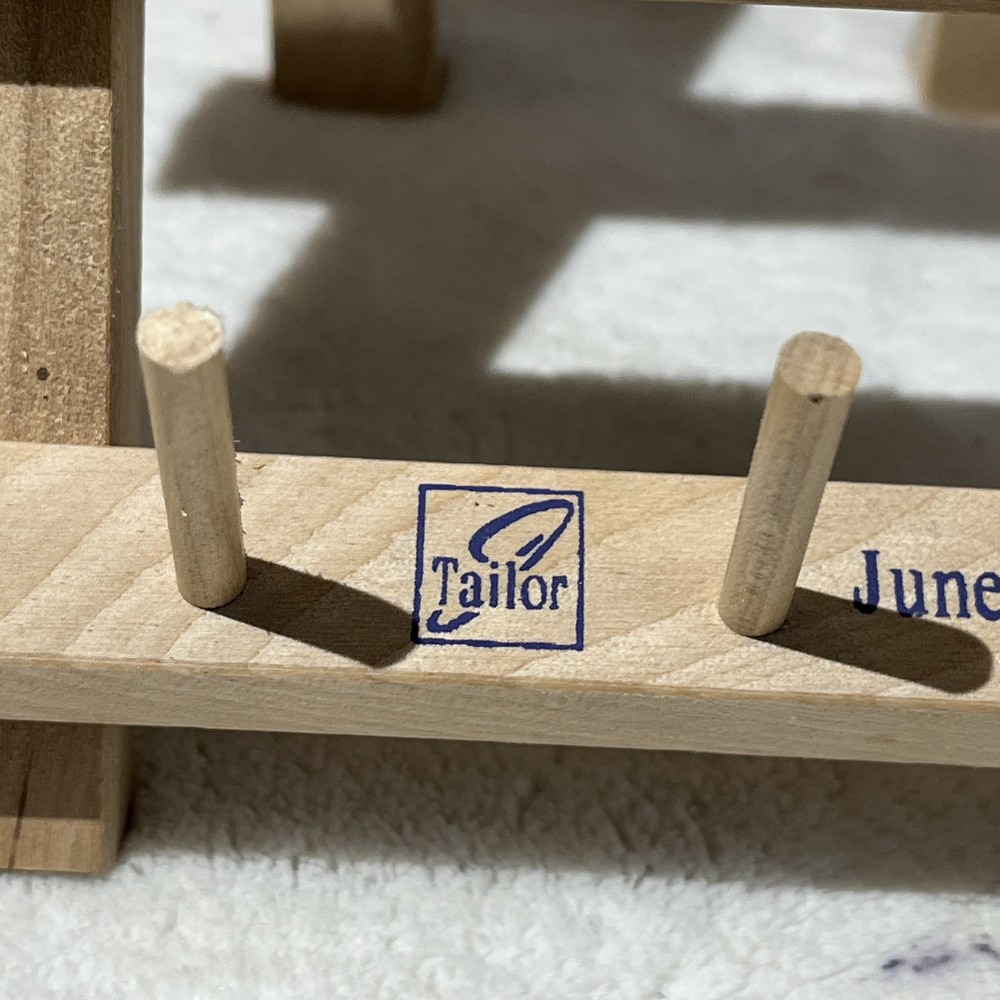 June Tailor 30 Thread Spool Holder Organizer Rack Freestanding Folding Compact