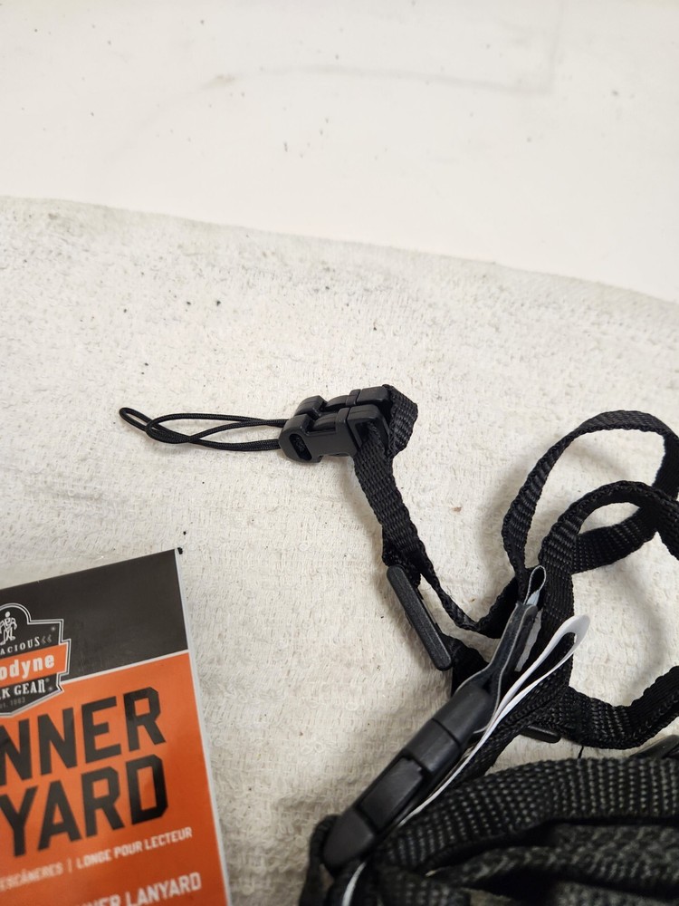 ERGODYNE SQUIDS 3132L LARGE BARCODE SCANNER LANYARD 60MK74