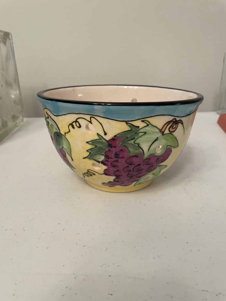 Denise Ford Ceramic Colander Strainer by GANZ Grape Pattern 7"