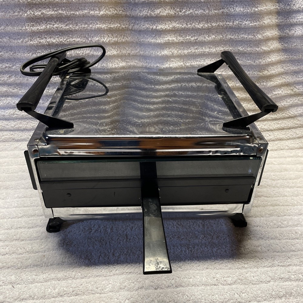 MCM MUNSEY CHROME DUAL PURPOSE OVEN-BAKER TOASTER BROILER Model C1200 READ
