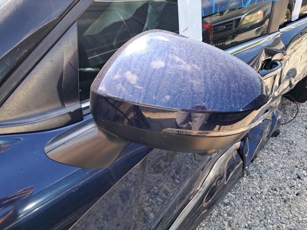 OUTLANDER 2023 Glove Box 4776795
