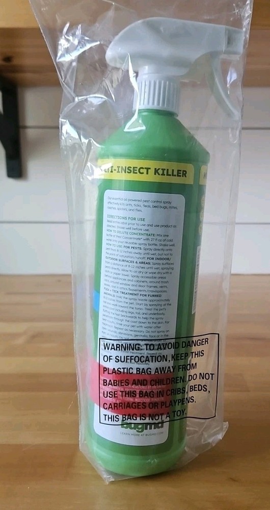 BugMD Empty Refillable Spray Bottle 32 oz. for Use Pest Control Essentials