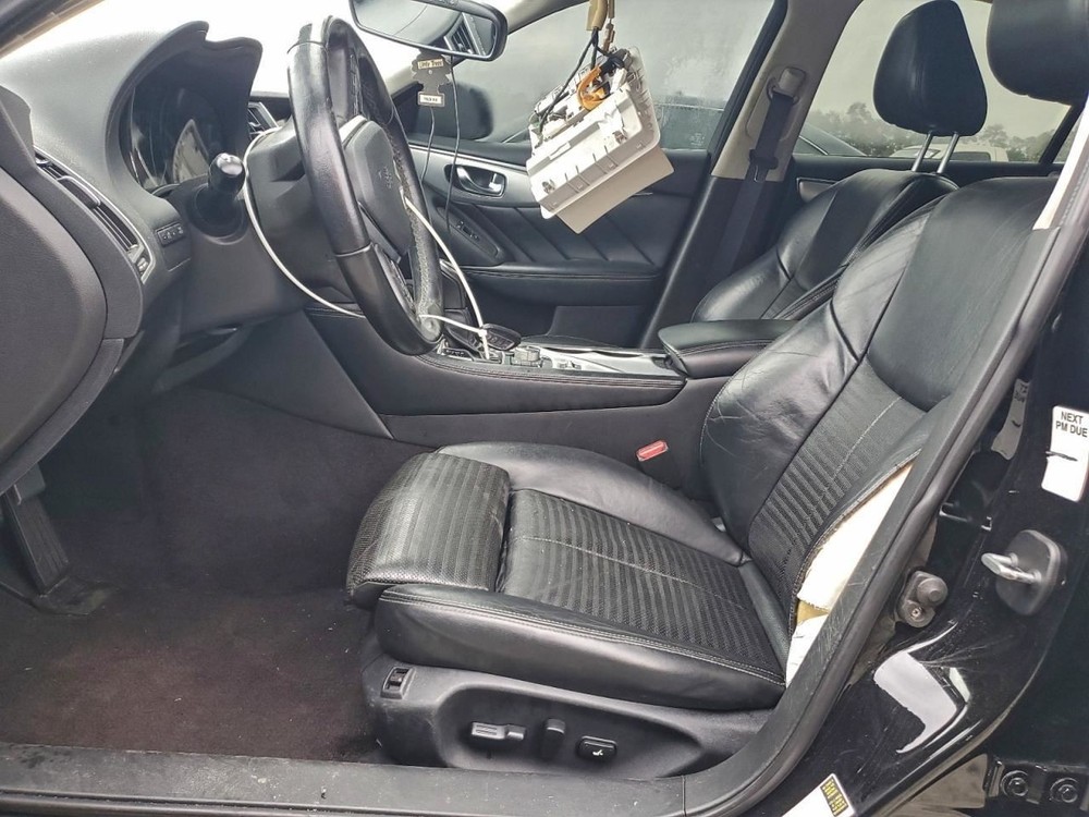 Q50 2020 Glove Box 4946454