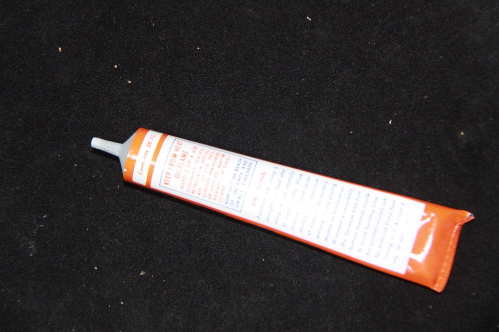 L62 AMBROID MODELING CEMENT - NEW UNOPENED INVENTORY 28cc
