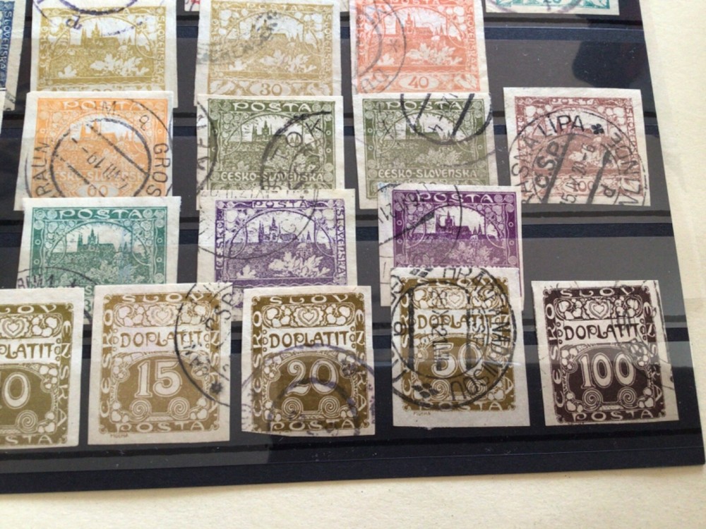 Slovenska mounted mint & used stamps A12847