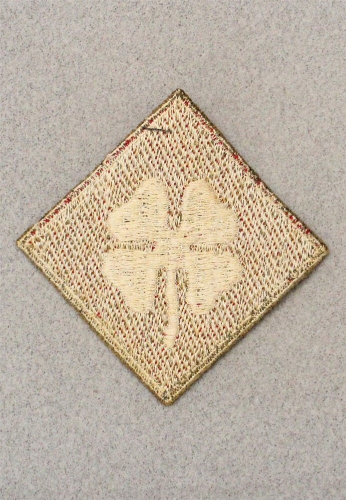 Army patch 5718: 4th Army - German made w/OD border