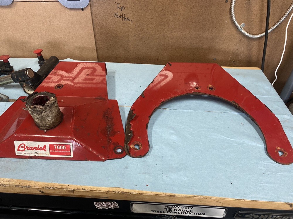 Branick 7600 Strut Spring Compressor Parts Not Complete.