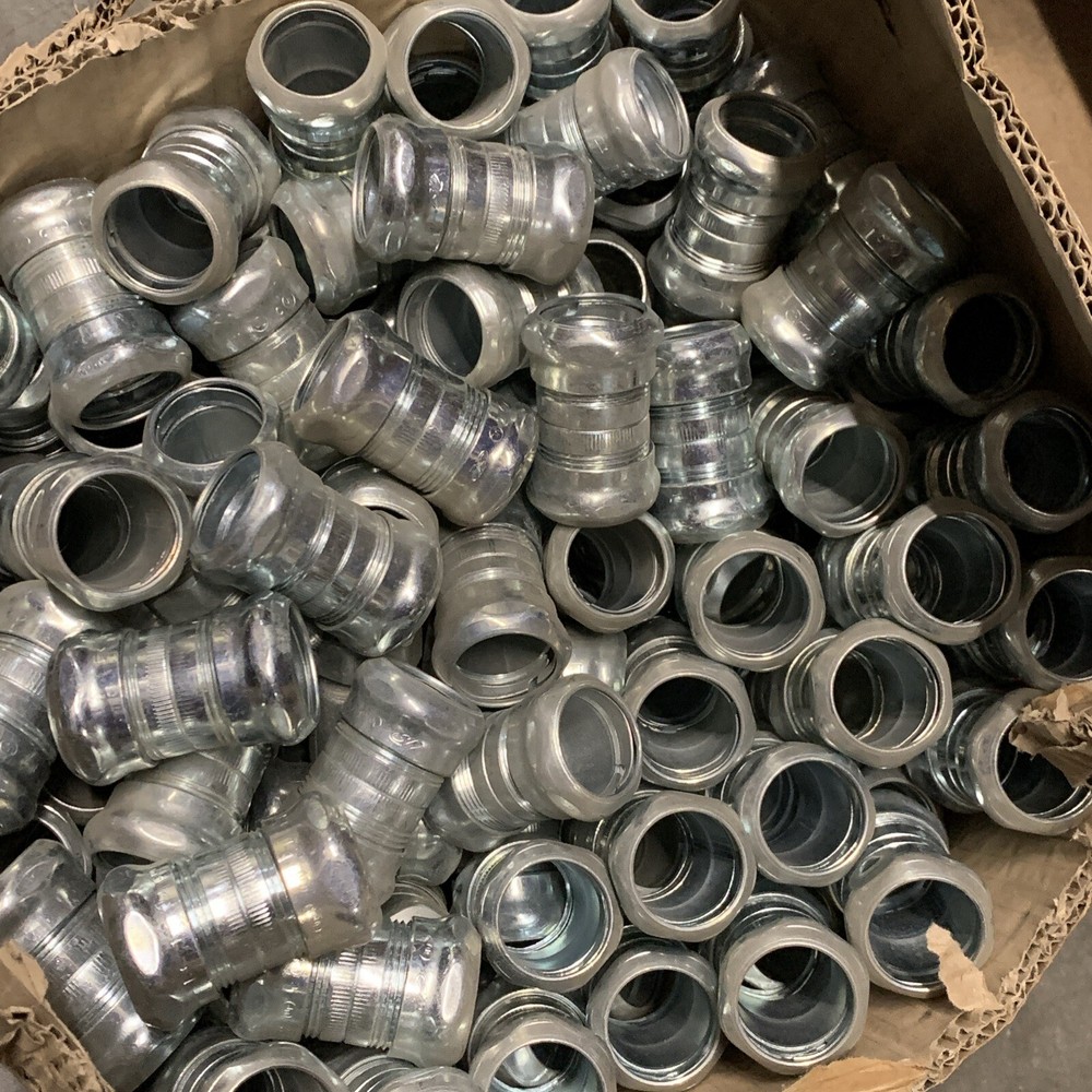 (50-Pack) One Inch EMT Conduit Steel Compression Coupling 1”