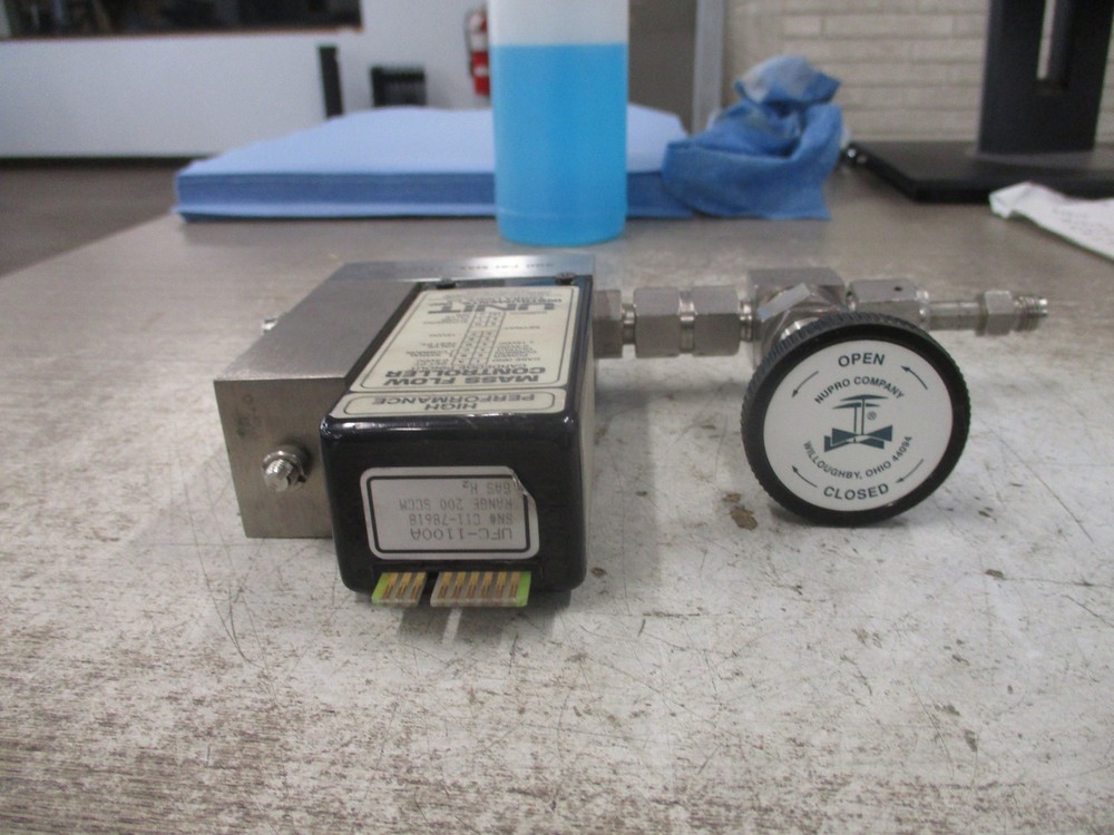 Unit Instruments Mass Flow Controller UFC-1100A Range: 200 SCCM Used
