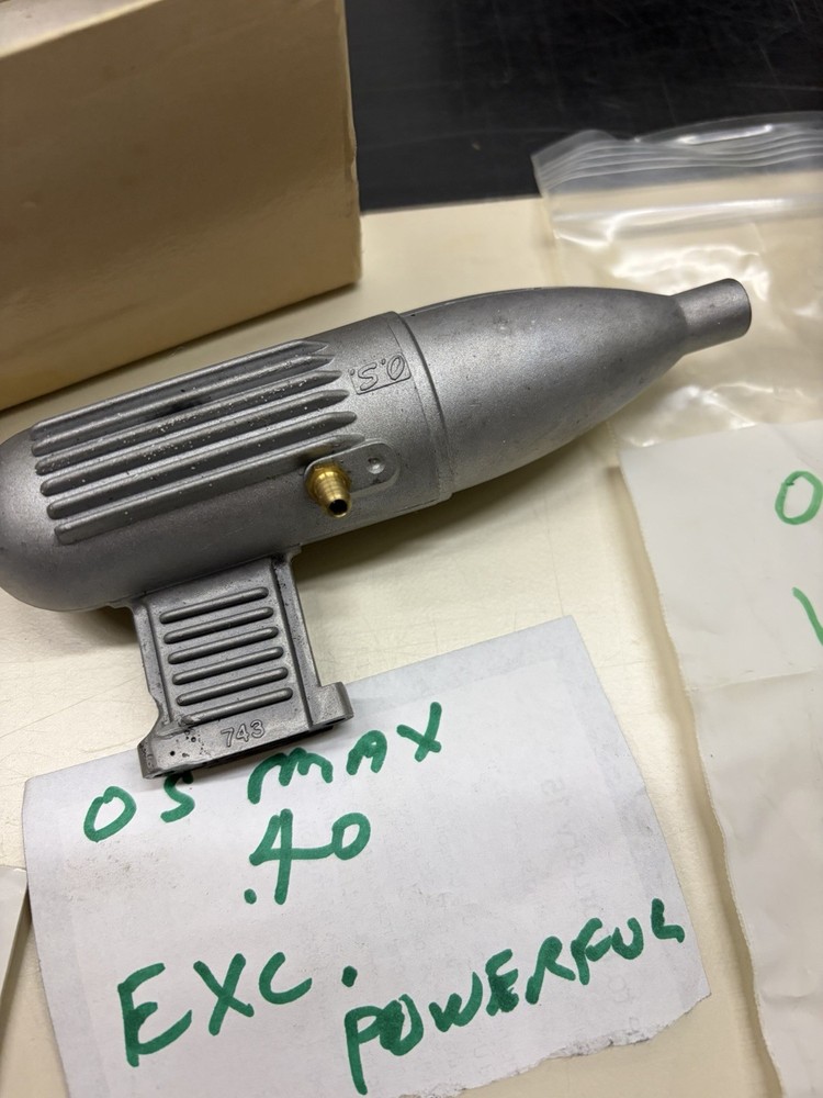 OS MAX 40F SR RC Engine with Box, Muffler & Instructions