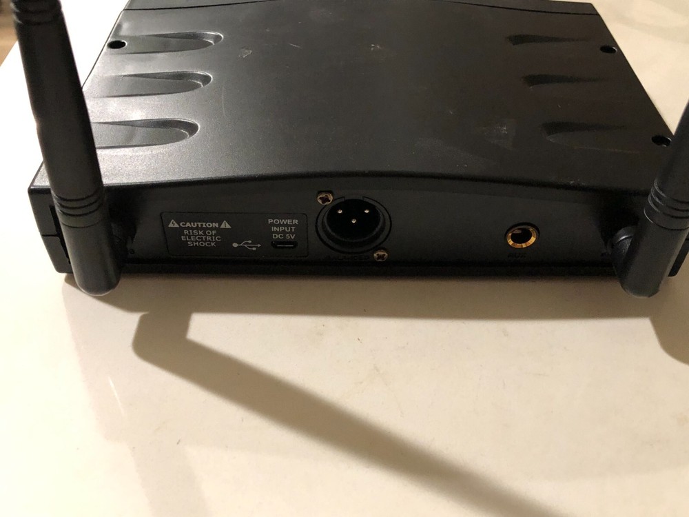 Pyle PDWM1988B Compact UHF Pro Wireless Microphone Base Unit Only - AS IS