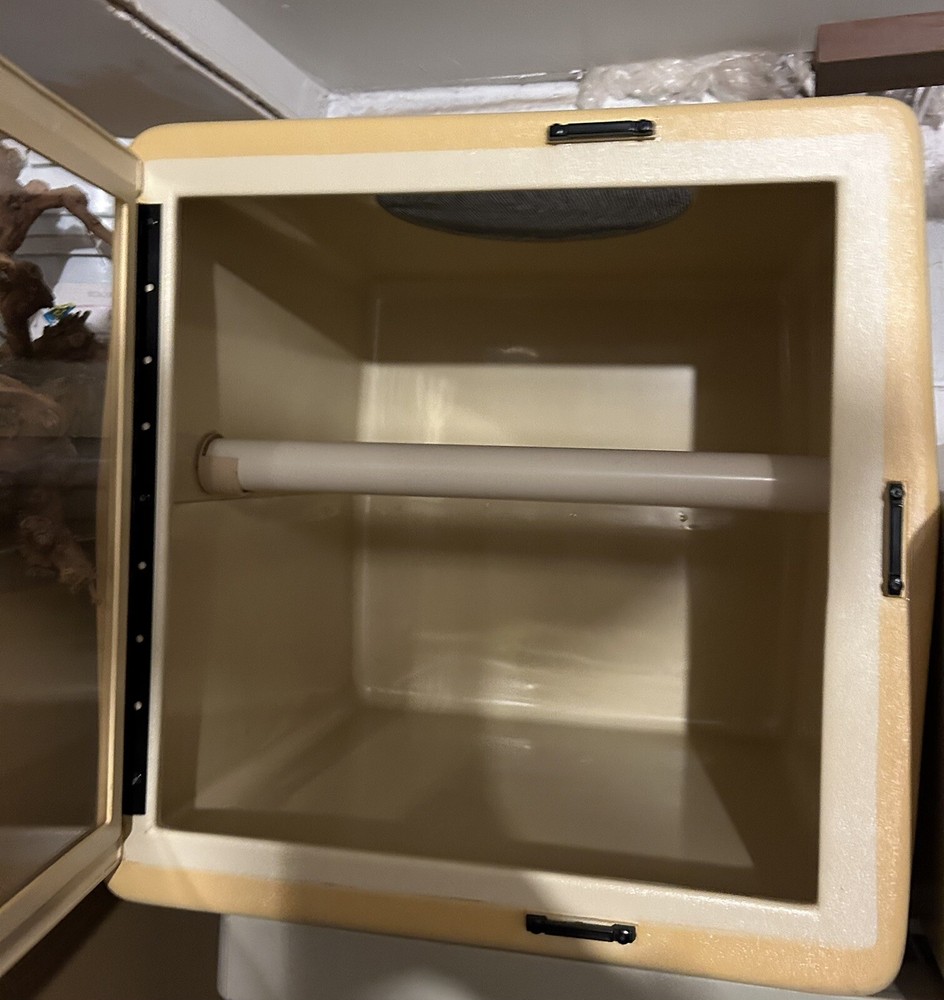 Neodesha Arboreal Reptile Cages