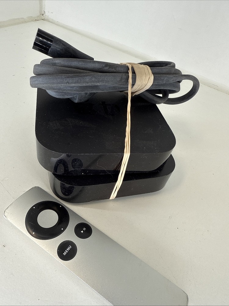 Apple TV 3rd Gen 2012 model A1469  HD Media Streamer 8GB Flash Storage Bluetooth