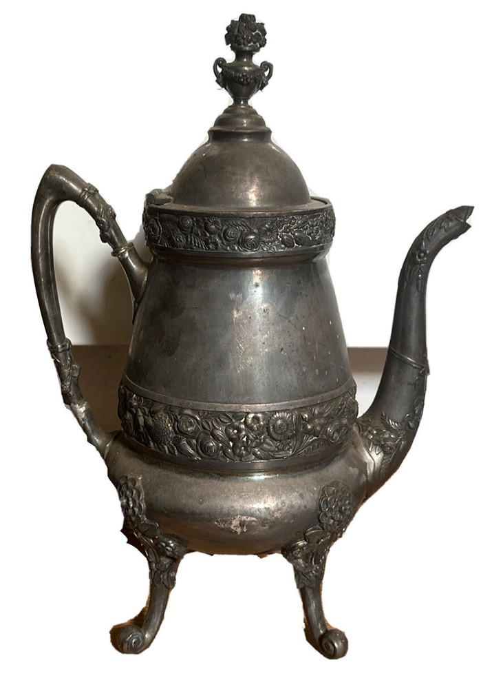 Vintage Reed & Barton Teapot - Model Number 2760 see all pics for condition