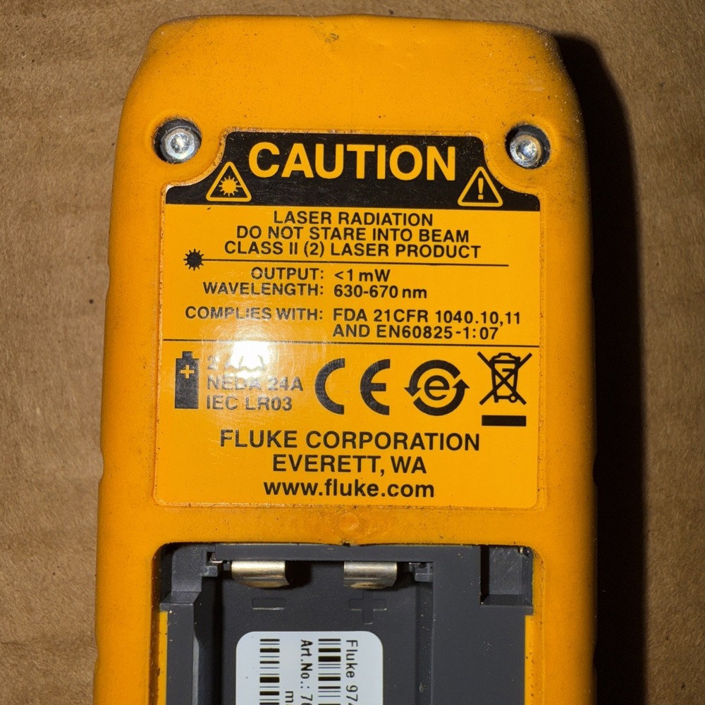 Fluke 411D Laser Distance Meter with Case