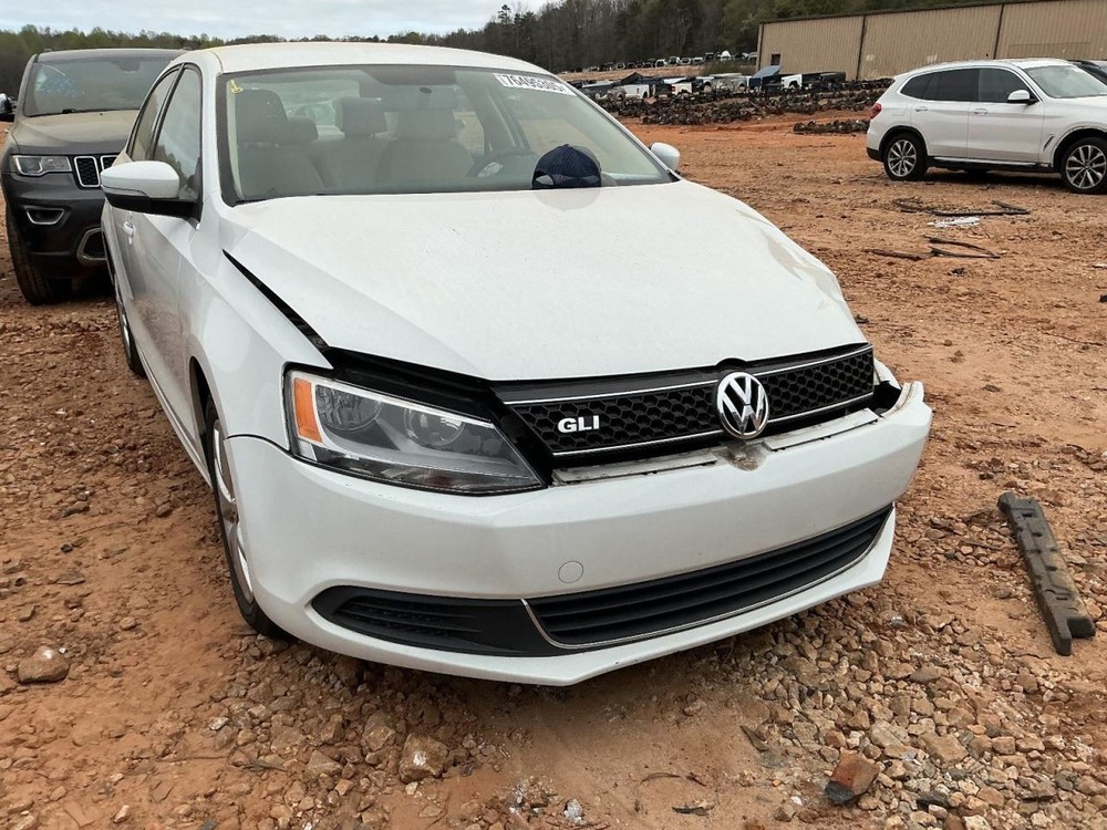 Console Front Floor Fits 12-18 JETTA 5013505