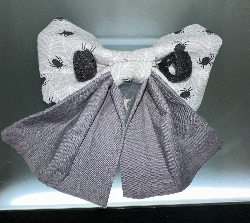 Handmade Over the collar Pet Bow Bundle #4 (Halloween Pattern) New